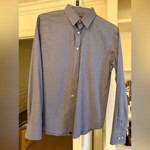 UnTuckit Men's Blue Dress Shirt dark blue small check. Medium